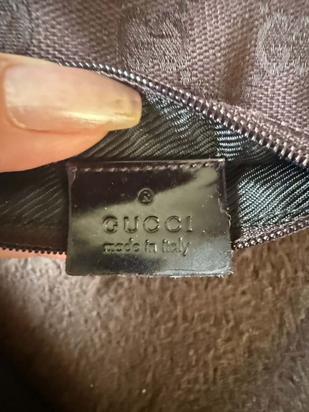 Gucci Brown Monogram Canvas Zip Card Case - Picture 3 of 4